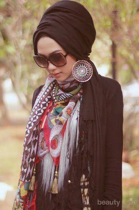 Туркменские платки. Стильный хиджаб тюрбан. Мусульманка в платке.