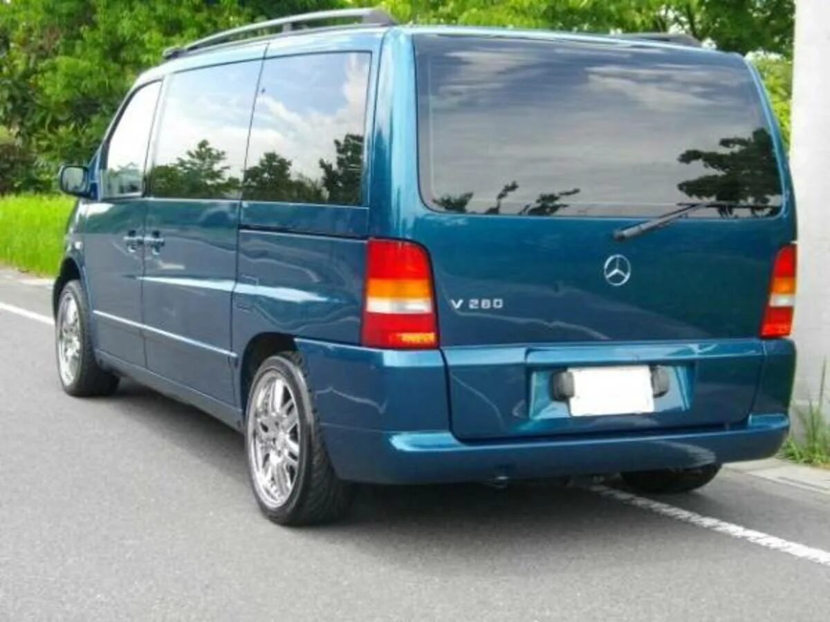 Куплю вито б у. Mercedes-Benz Vito 2000. Мерседес Бенц Вито 2000. Мерседес Бенц Вито 2000г. Мерседес Вито 638 2000.