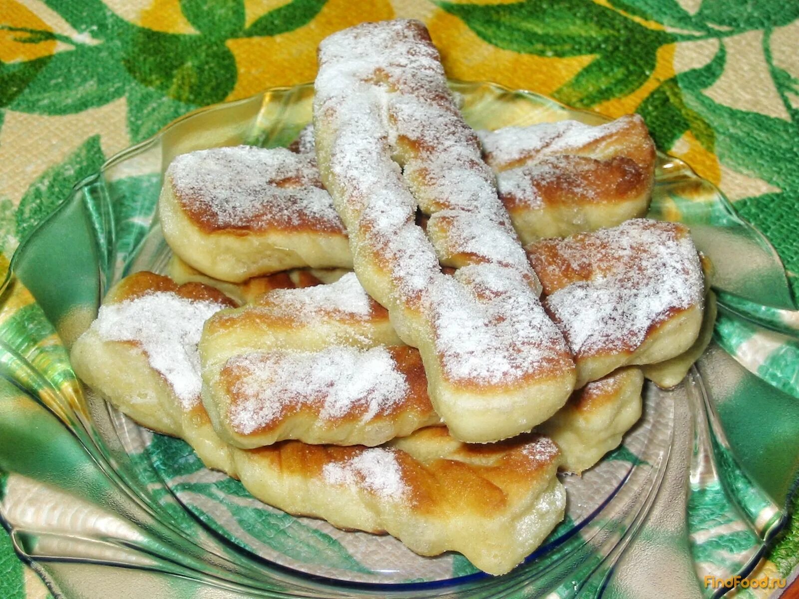 вкусные и быстрые пирожки. домашняя выпечка. капустные оладушки на кефире. выпечка к чаю. что можно испечь на кефире быстро.