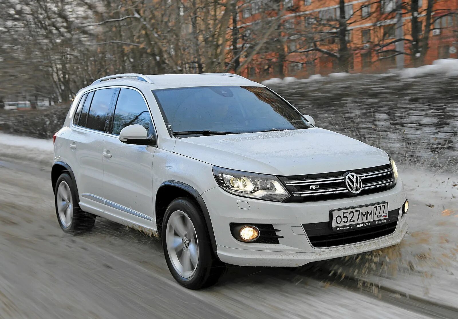 Volkswagen Tiguan 1 r-line. VW Tiguan 1 r line. Volkswagen Tiguan r line 2014. Volkswagen Tiguan r-line 2009. Куплю фольксваген тигуан татарстан