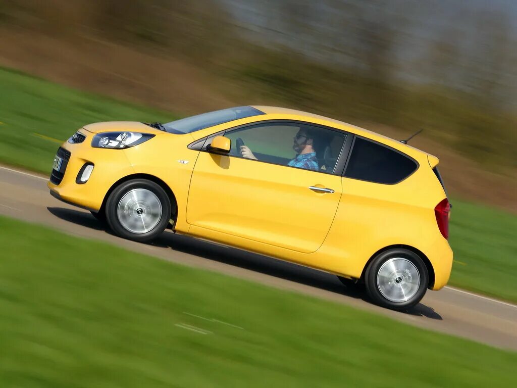 Фото Kia Rio 3 дв. хэтчбек 2011 - 2015 - Фотографии автомобилей