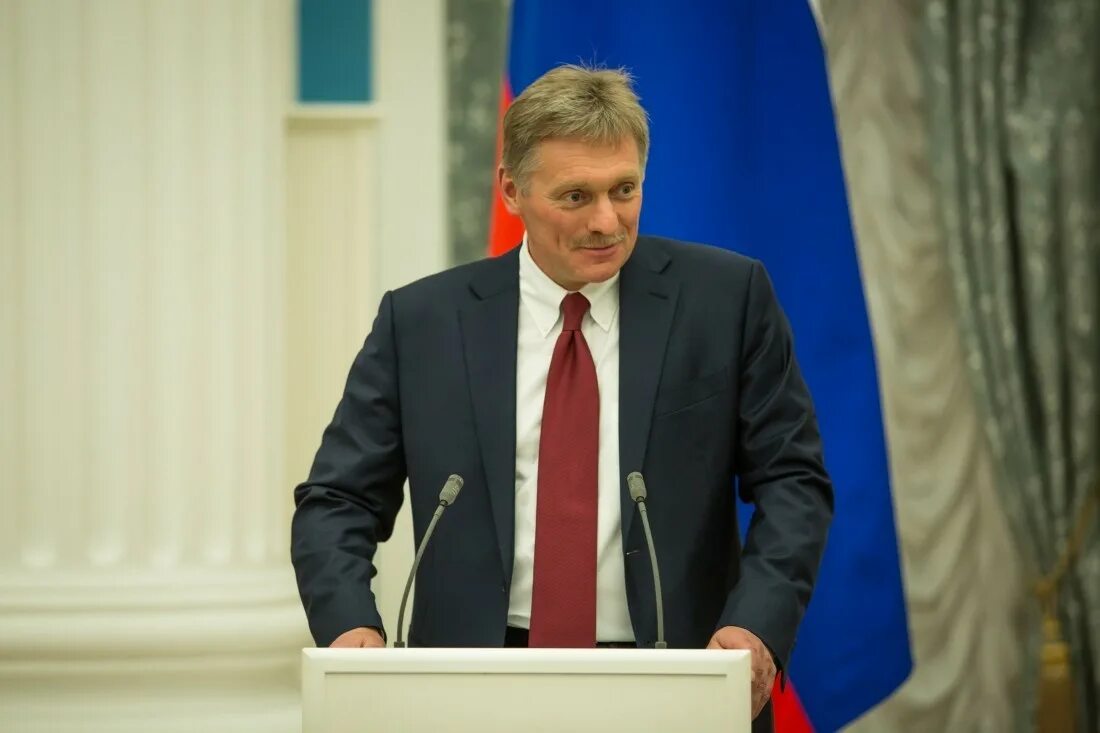 Песков в молодости. Песков в молодости. Песков в желтом галстуке. Песктв в молодости. Песков в кабинете.