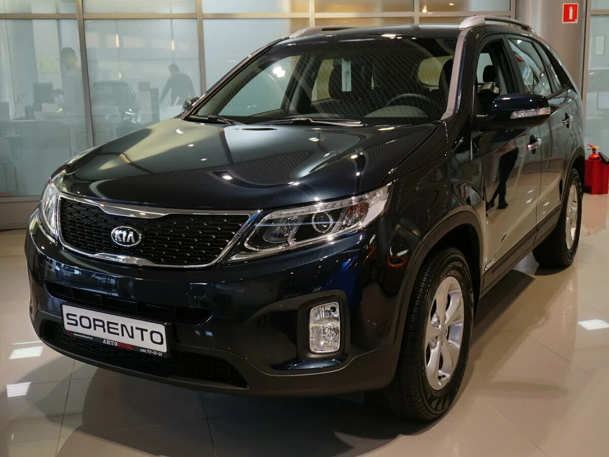 Купить соренто перми. Киа Соренто 2 Рестайлинг. Kia Sorento 2 Рестайлинг 2016. Kia Sorento 2.4 at,. Киа Соренто в2у темнесиний.