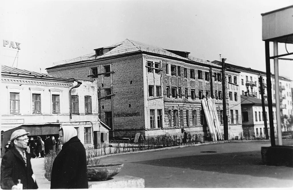 Герцена дом 5 киров-. Маяковский москва кенигсберг. Тиргартенштрассе кенигсберг. Старый кенигсберг калининград. Маяковский москва кенигсберг.