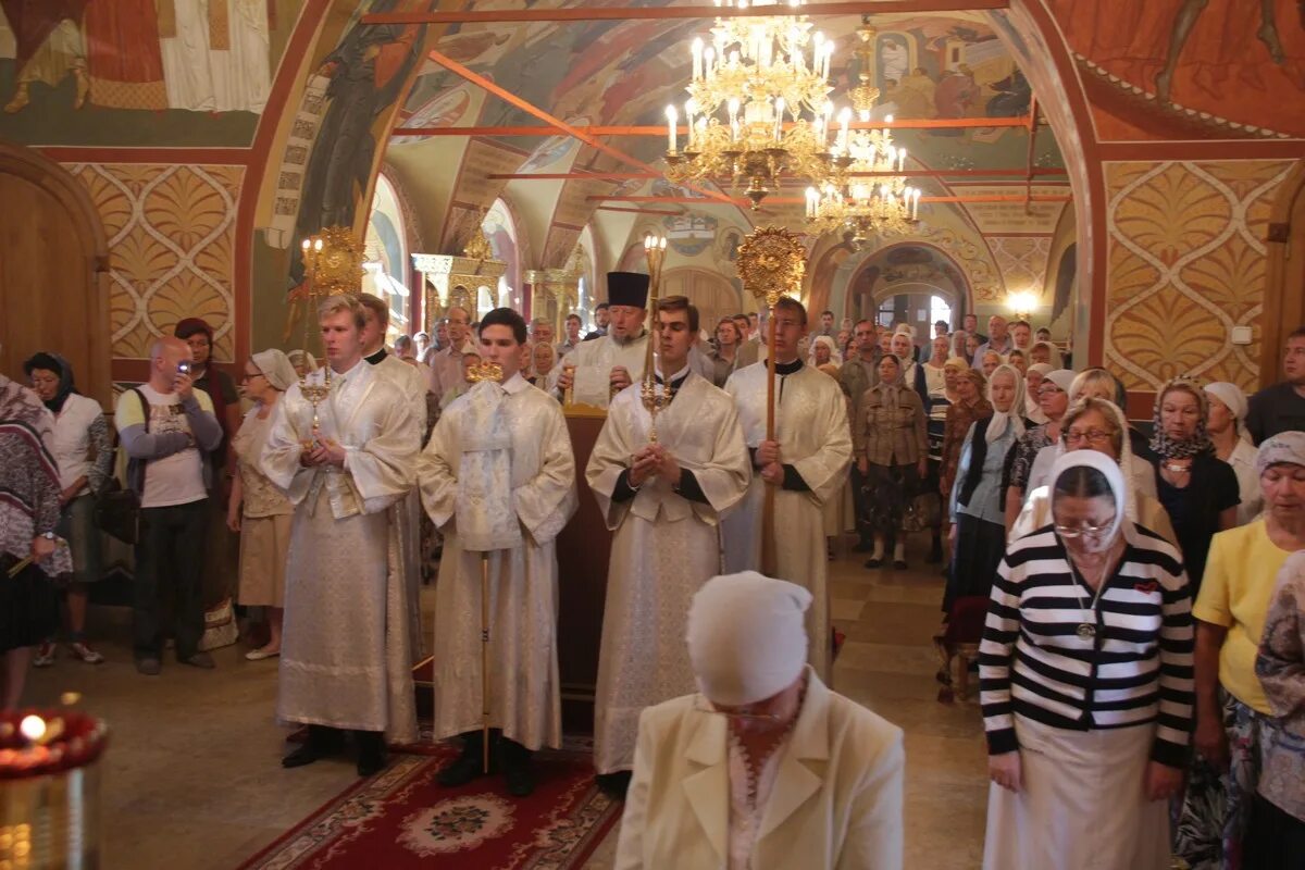 Служба преображению господню. Преображение господне храм христа спасителя. Служба преображению господню. Служба преображению господню. Служба преображению господню.