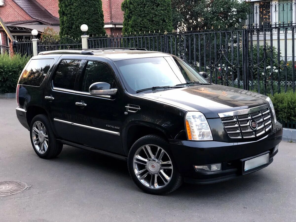 Cadillac Escalade 3 Black. Escalade 3 Black. Купить Эскалейд с пробегом 16 год. Кадиллак Эскалейд купить бу в Москве.