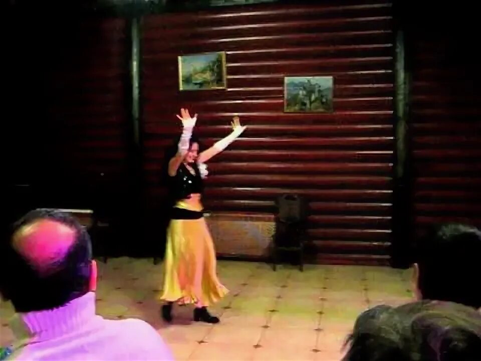 Цыганок цыганок цыганок. Цыганский танец. Украинские цыгане. Цыгане танцуют. Елена куканова цыганский танец.