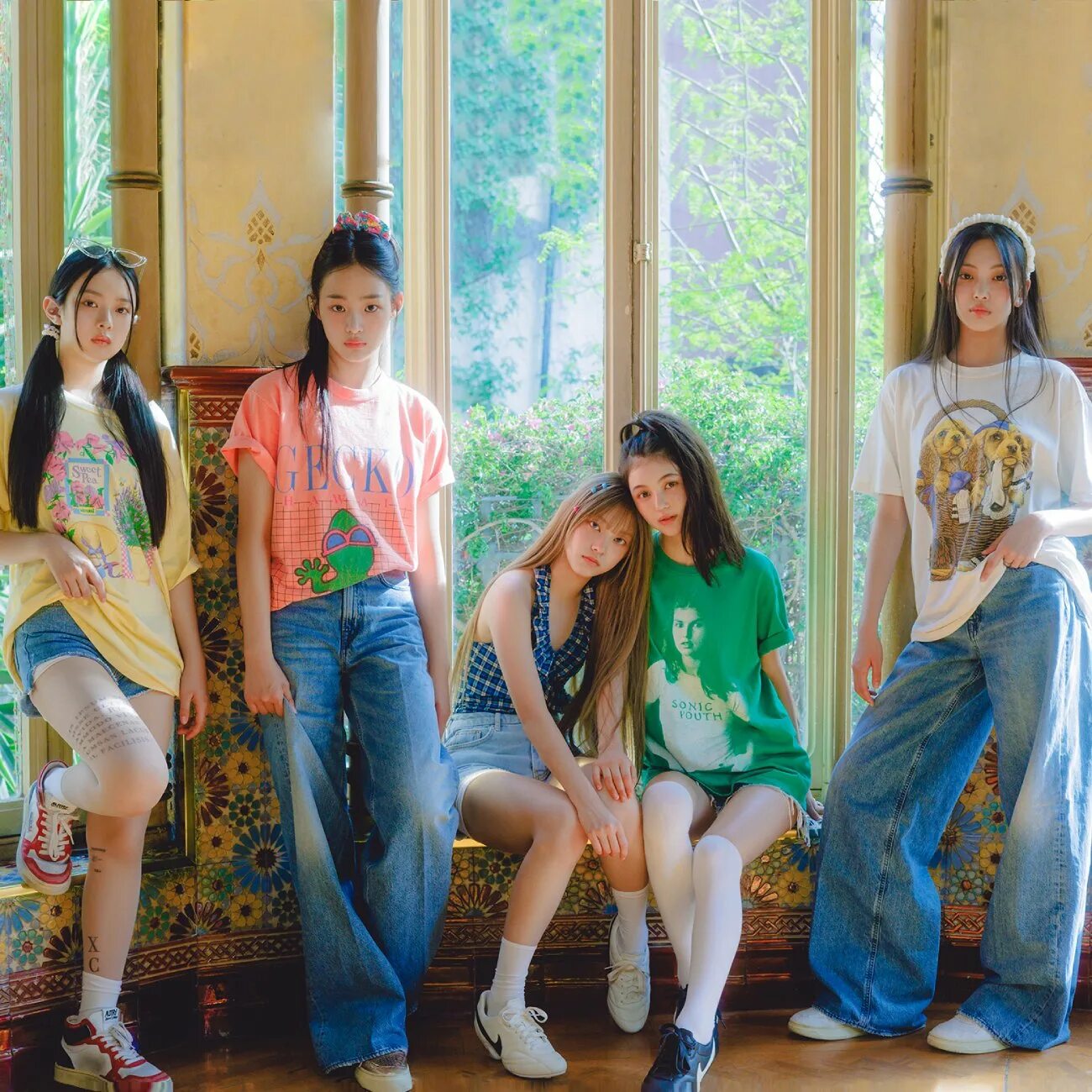 New jeans kpop ханни. New jeans группа ханни. Newjeans ditto. Newjeans кпоп группа участницы. New jeans attention.