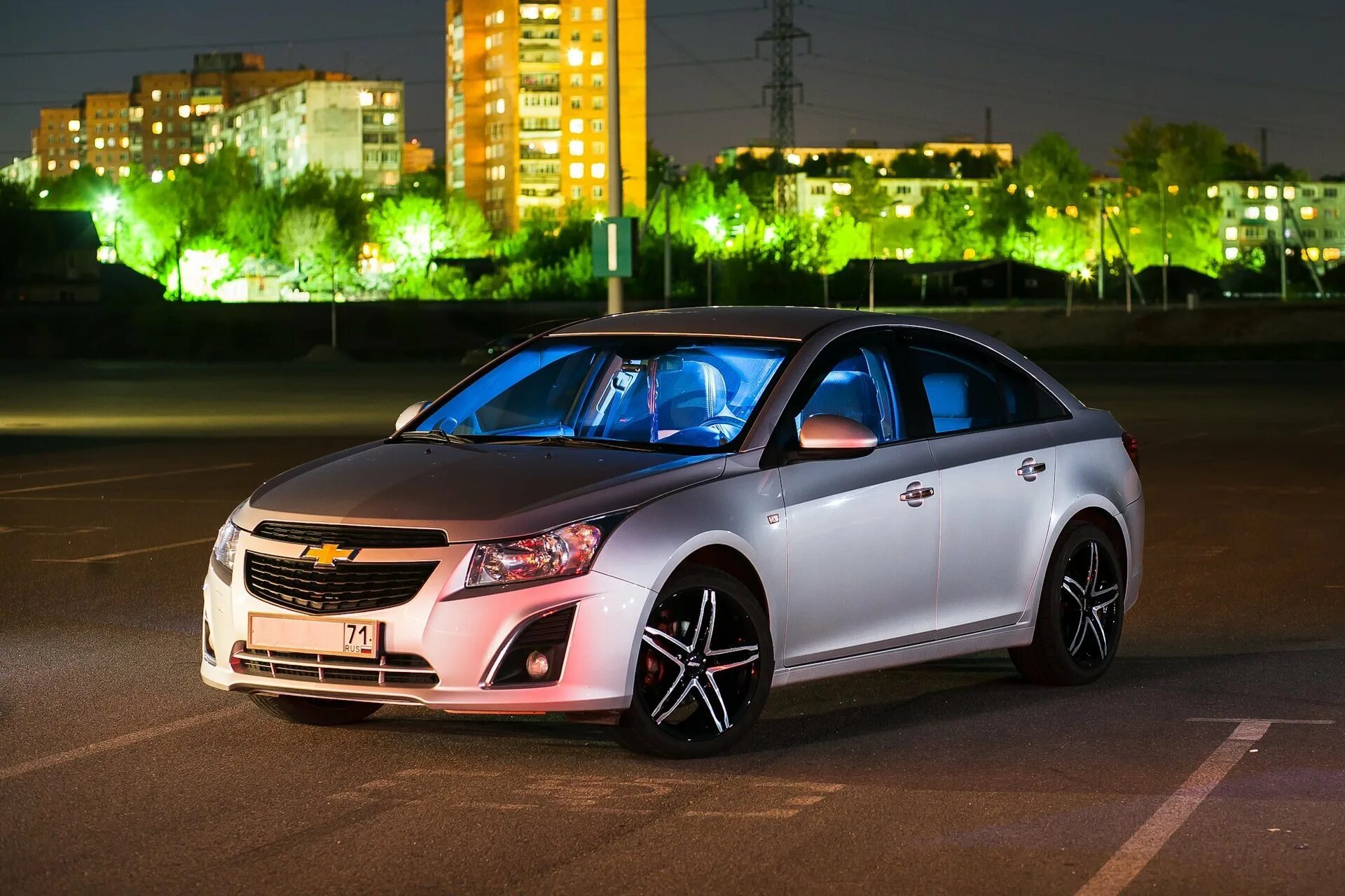 Chevrolet Cruze i 2013. Chevrolet Cruze (1g). Шевроле Круз т300. Тюнингованная Шевроле Круз.