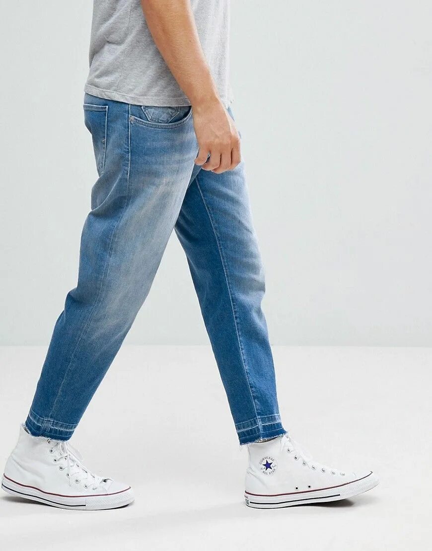 Мужчина низ. Джинсы Regular Tapered Cropped. Tapered Regular Fit Cropped джинсы. Slim Cropped джинсы мужские. Selected Jeans homme.