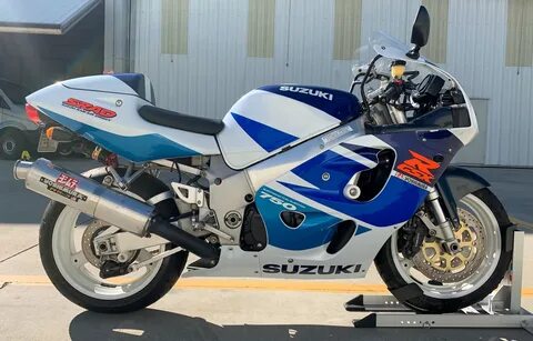 Suzuki gsx 750