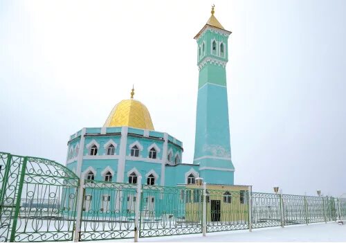 Нурд камаль. Мечеть Нурд-Камал. Норильская мечеть Нурд-Камаль. Мечеть Нурд-Камал Салехард. Мечеть в Норильске.