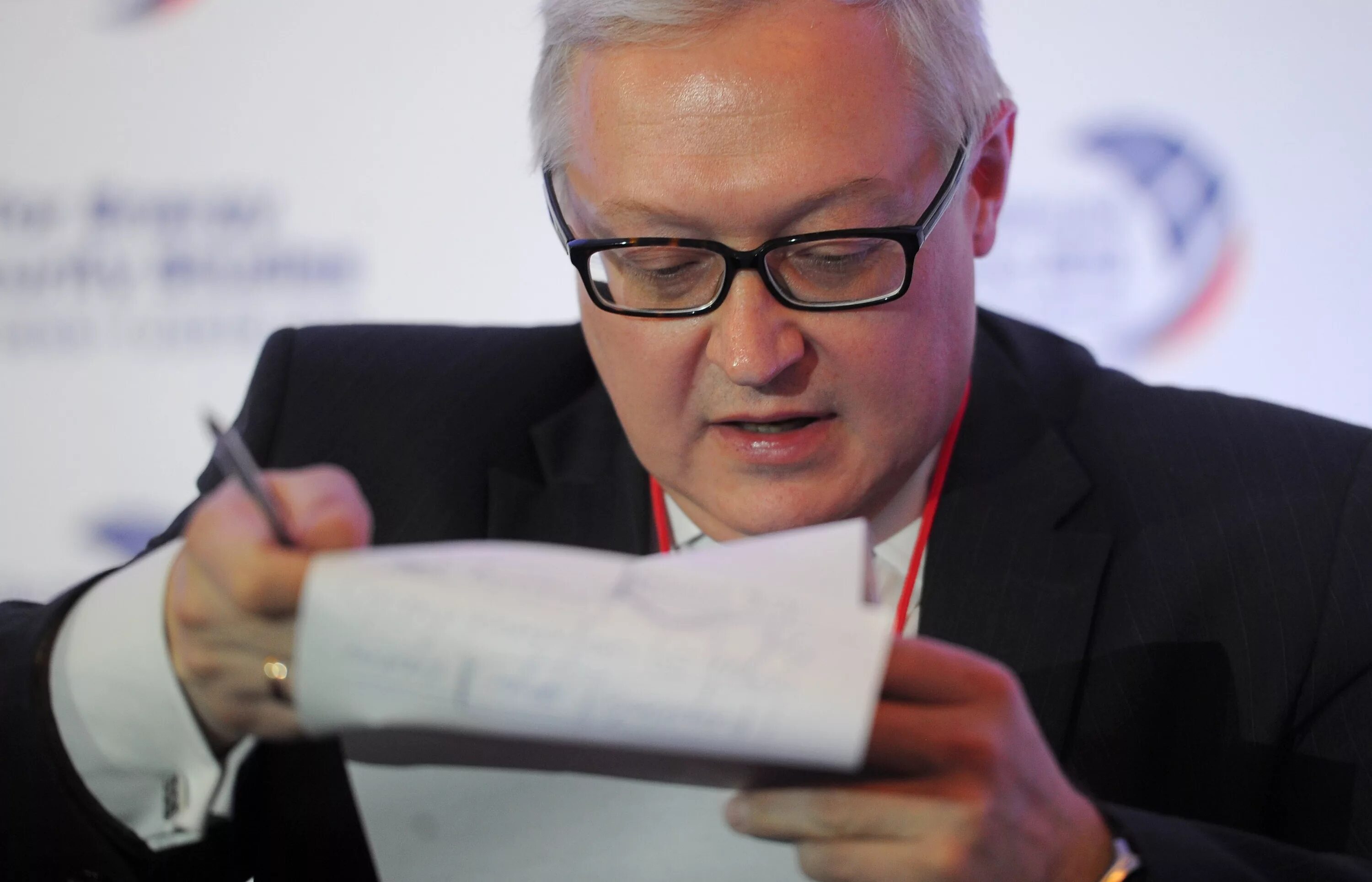 Рябков ультиматум. Сергей рябков. мид рф сергей рябков. заместитель министра иностранных дел россии сергей рябков. рябков сергей алексеевич мид.