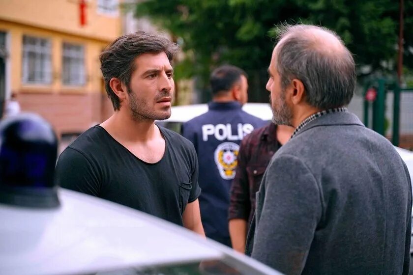 Яркое пламя содержание всех серий. Alev alev турецкий сериал 2025. alev alev турецкий сериал актеры. яркое пламя джемре. яркое пламя турецкий 26 серия.