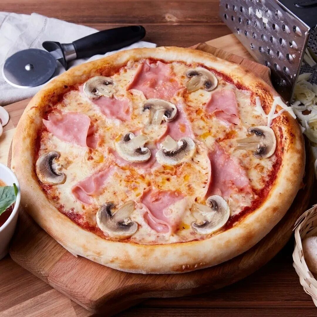 пицца лапша. пицца лапша. пицца вегетарианская. пиццерия лапша на ушах ярославль. пицца лапша.