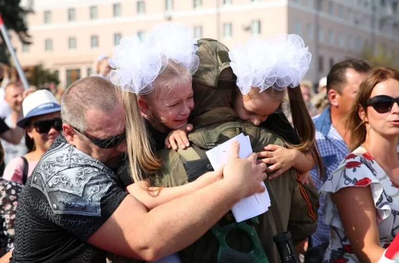 Росгвардейцы вернулись домой Липецк. Росгвардии Бурятия вернулись домой. Тульские росгвардейцы вернулись с Украины. Встреча Росгвардии в Воронеже.