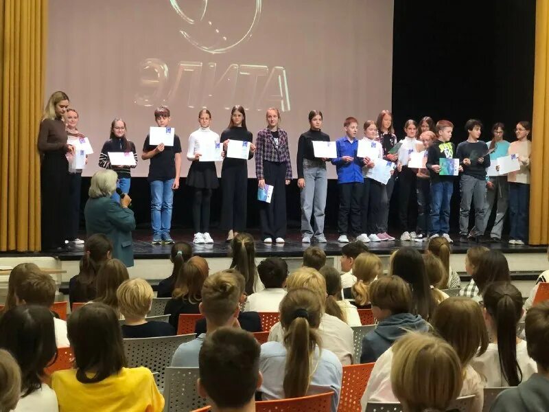 база видное 548 школа. школа 548 царицыно. школа царицыно 548 малаховка. школа 548 маршала захарова. школа 548 царицыно отзывы.