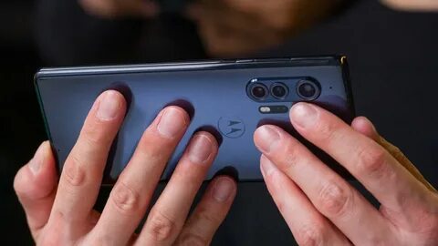 Motorola edge