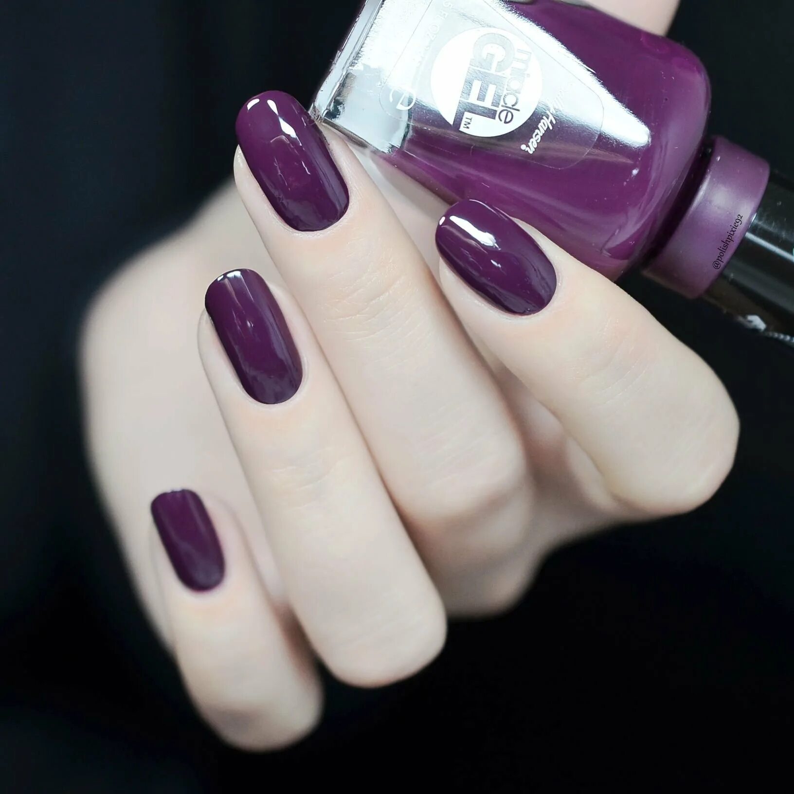 Сливающие цвета. Маникюр баклажан. Sally Hansen Miracle Wild for Violet. Sally Hansen сиреневый. Маникюр Вива маджента.