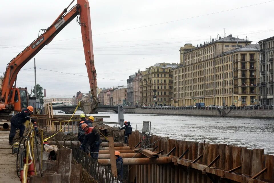 Капитальный набережная ремонт. Обуховский мост в Санкт-Петербурге Фонтанка. Санкт-Петербург реконструкция. Реконструкция Петербурга. Петербург Набережные реконструкция.