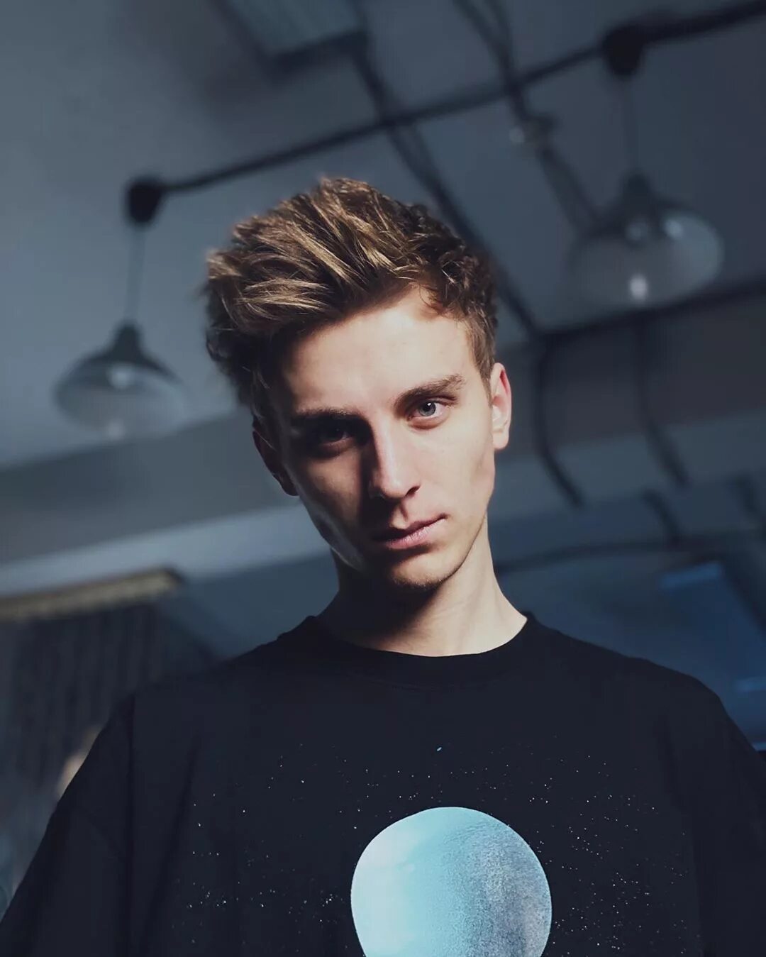 А4 бумага крутой. А4 влад 2021. Влад а4 гипноз. А4 бумага крутой. Блоггер влад бумага а4.