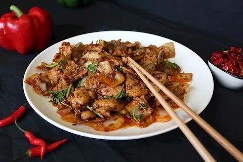 Мягкое мясо с луком