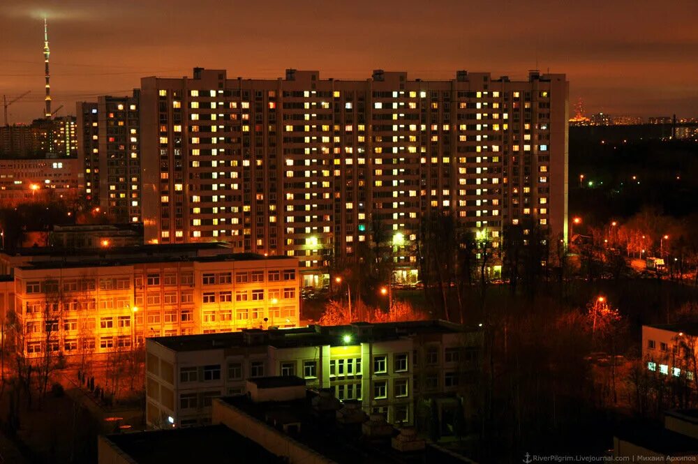 Сайты северное медведково. Северное Медведково. Южное Медведково Москва. Северное Медведково панорама района. Медведково ночь.