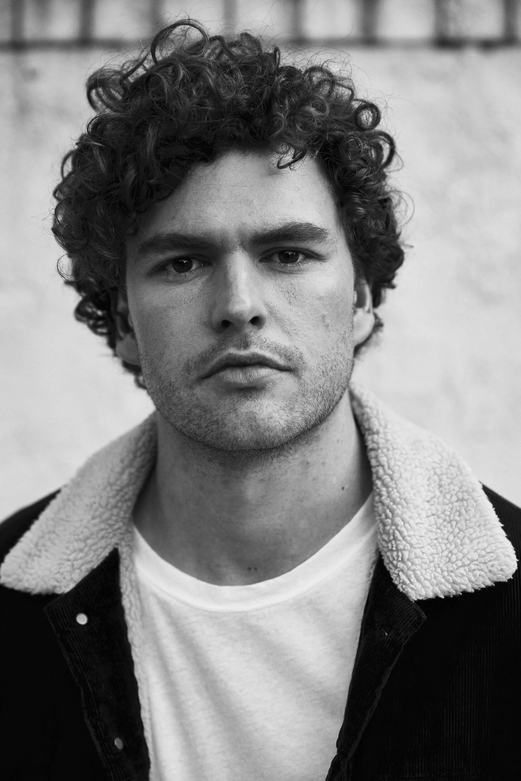 Красивые авы ванс. Vans joy. Vance joy фото. Ава ванс. Vance joy фото.