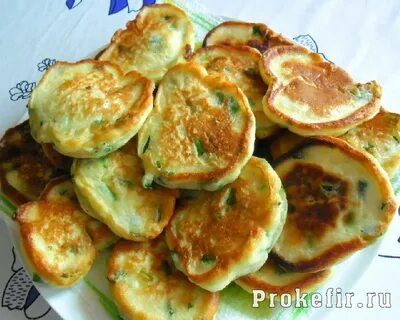 Оладьи на кефире и зеленом луке