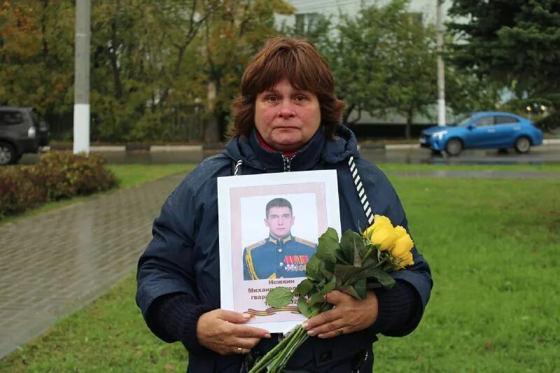 управляющая апрелевка. начальник территориального управления апрелевка. памятник землякам. управляющая апрелевка. орлов виталий николаевич апрелевка.