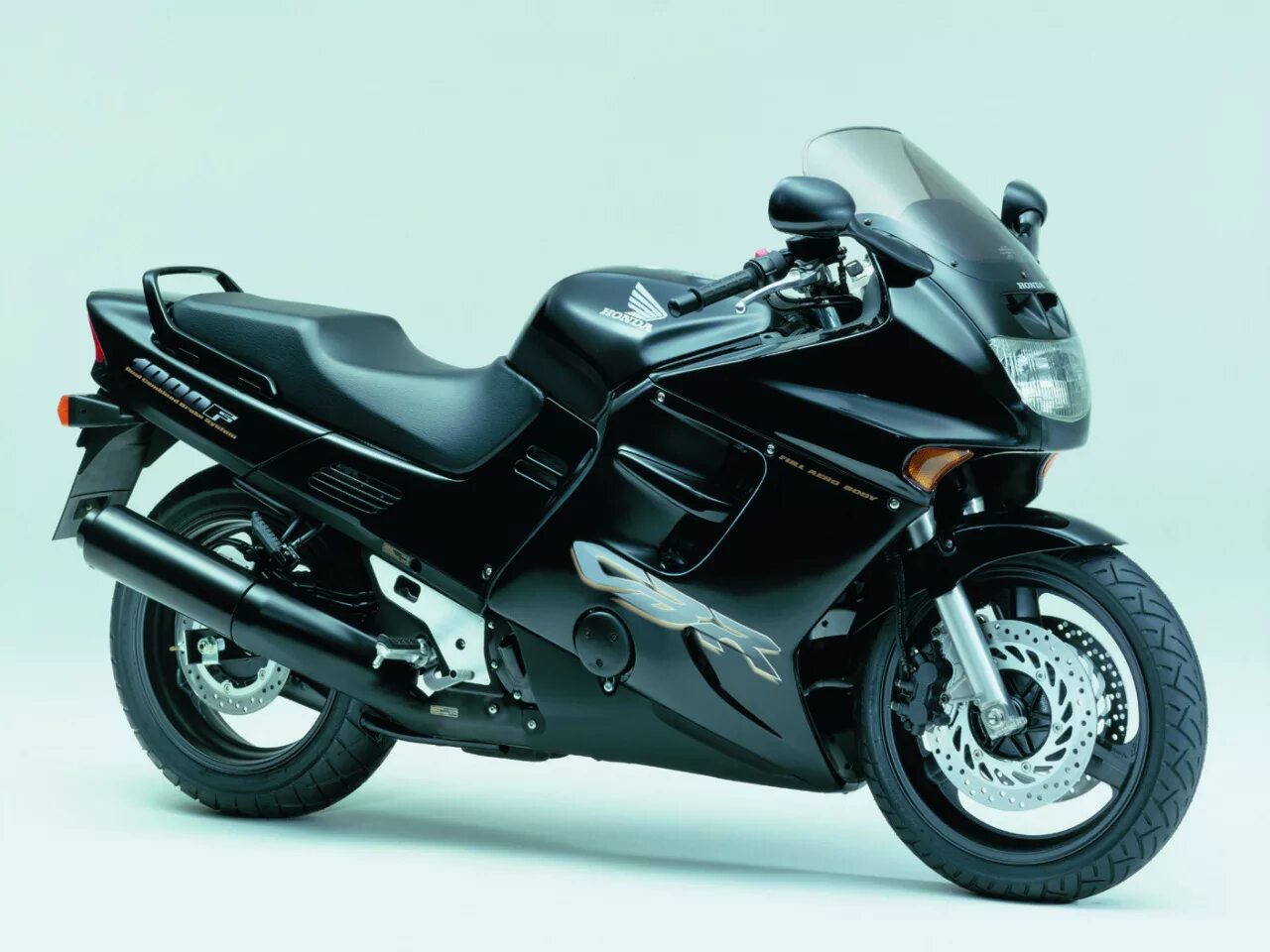 Honda 1000f. Honda CBR 1000f. Хонда CBR 1000 F. Хонда спорт турист 600. Honda CBR 1100 спорт турист.