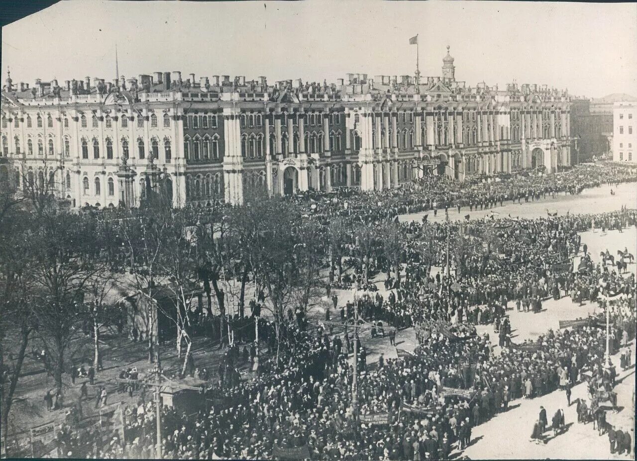 Ленинград в 1920е и 1930е годы. СССР В 20-Е годы 20 века. Площадь Урицкого в Ленинграде. 1920-1930 Годы в России. Новые города 1920 1930 годы