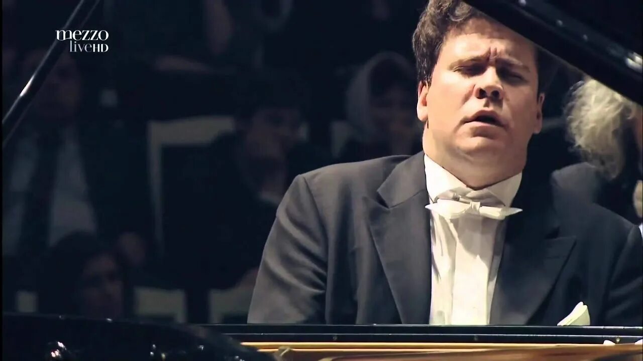 Мацуев. Мацуев бетховен. Дом дениса мацуева. Мацуев бетховен. Мацуев рахманинов 150 лет.