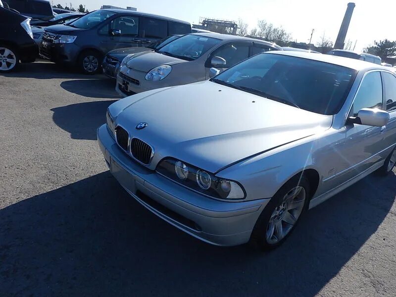Распил бмв. Bmw из японии. bmw японской сборки. бмв распил из японии. бмв 525 39 кузов фотографии.