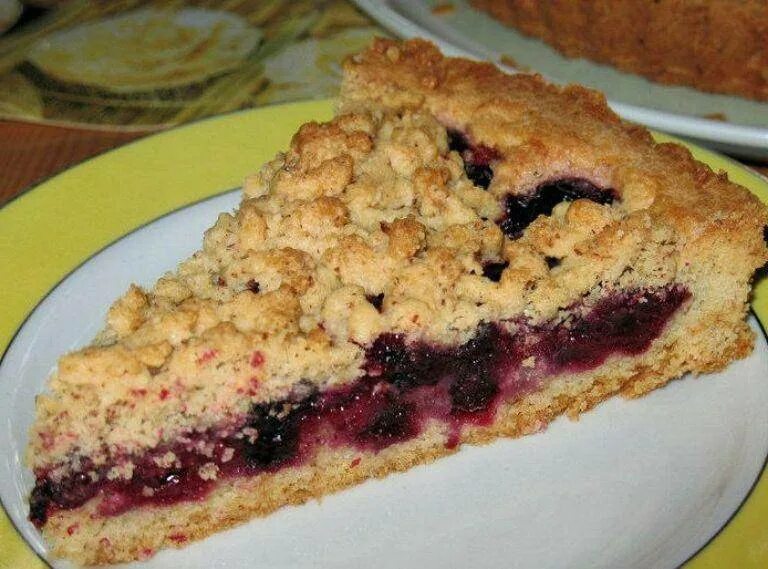 Как испечь пирог с вареньем. Тертый пирог каракум. песочный пирог каракум. пирог каракум с вареньем. пирог песочный с вишней высоцкая.