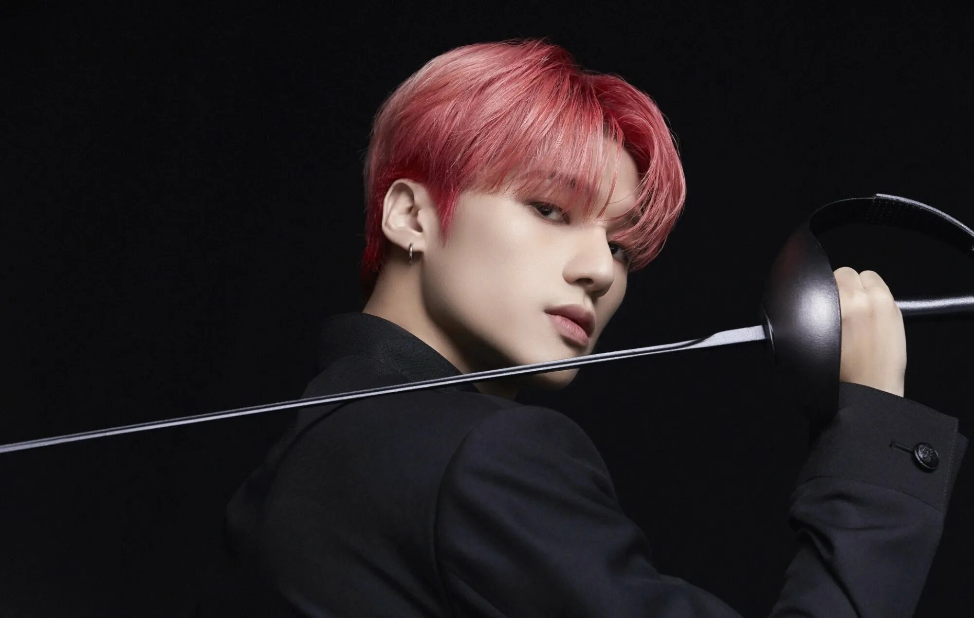 Уен эйтиз. Уён эйтиз. ATEEZ Wooyoung. Уён из ATEEZ. ATEEZ мемберы.