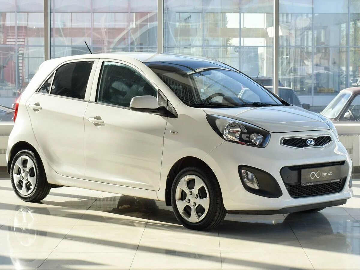 Машина kia picanto. Киа Пиканто. Kia Picanto White. Киа Пиканто белая. Киа Пиканто белая 2011.