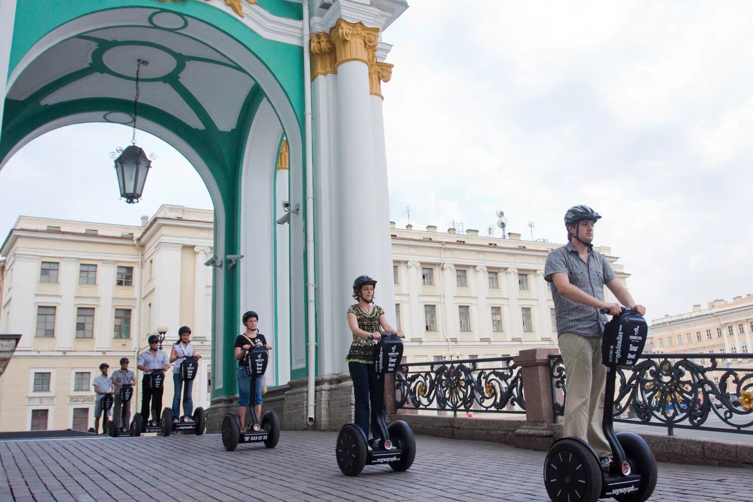 Segway Tour St. Petersburg. Сигвэй СПБ тур. Экскурсия по Питеру на сигвеях. Экскурсии на сигвеях. Телефон самоката спб