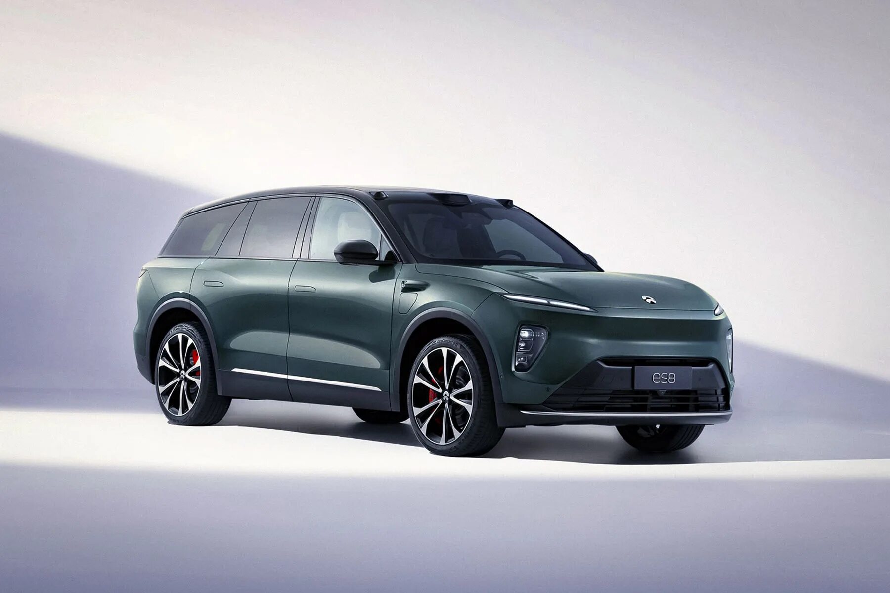 Кроссовер nio es8. Nio es8. Китайский электрокар нео. Nio es8. Электромобиль nio es8.