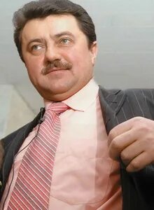 Сколько лет сатиру