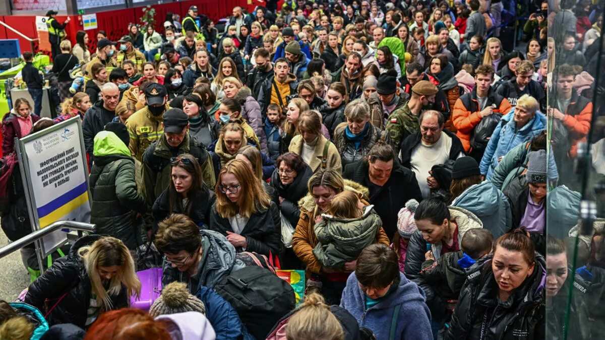 Украинские беженцы в бельгии. Украинские беженцы в белоруссии. Беженцы. Новости украины сегодня беженцы. Украинские беженцы в словакии.