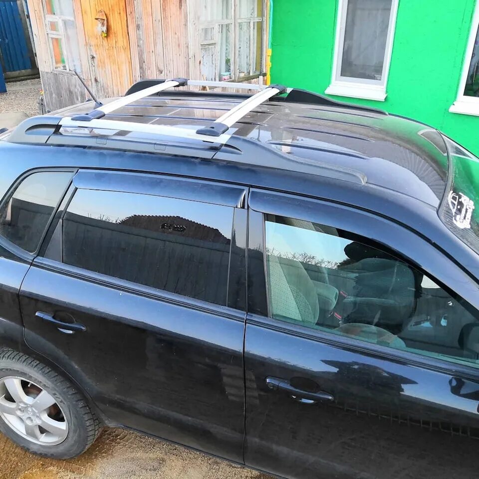 Крыша хендай туксон 2005 года. Багажник на крышу хендай туссан 2019. Багажник на крышу hyundai tucson 2007. Крыша туксон. Крыша туксон.