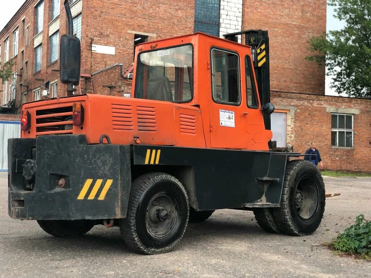 Авто ру погрузчики. Погрузчик ап-40814. Львовский вилочный погрузчик ап-40814. Львовский погрузчик ап-40814. Львовский автопогрузчик ап – 40814.