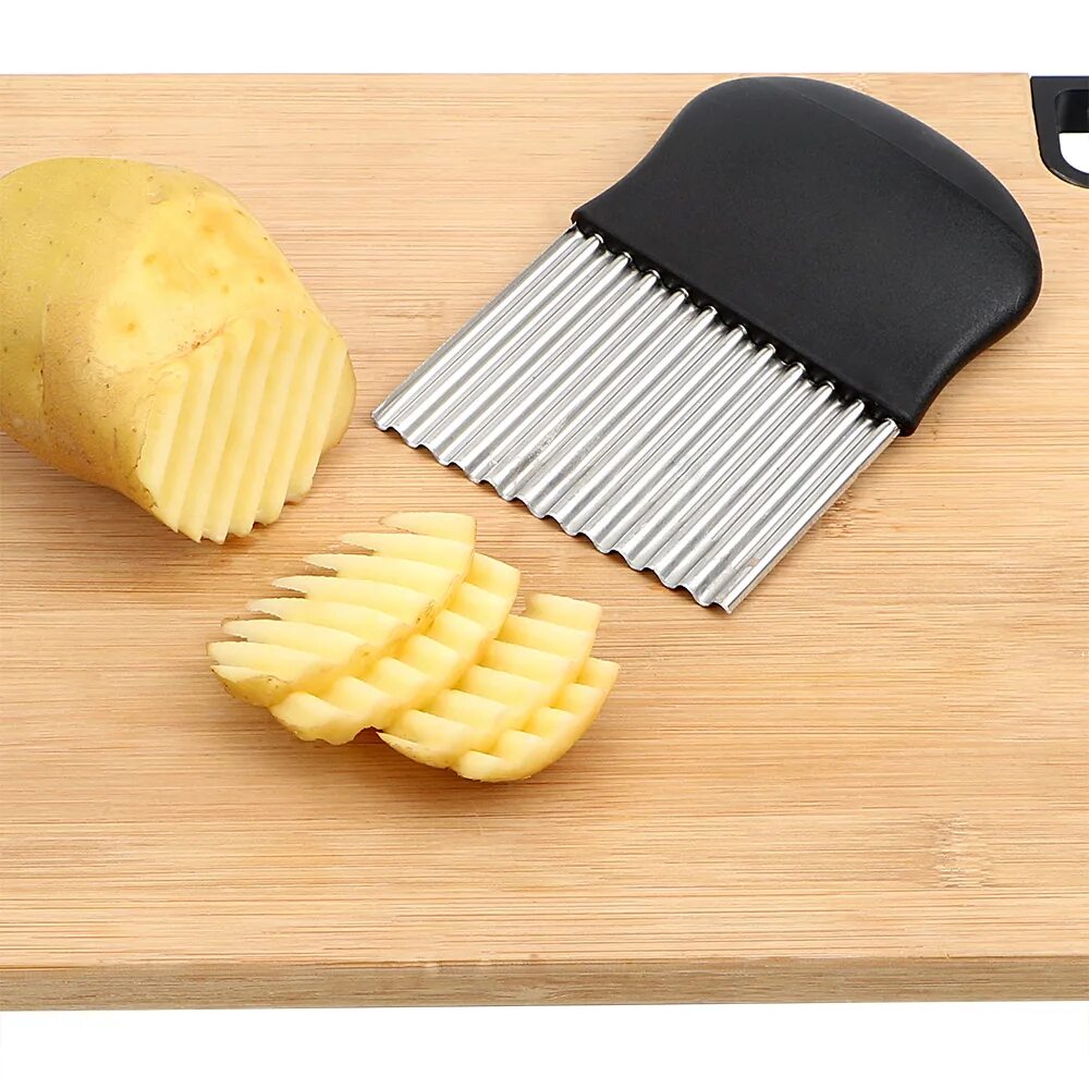 Нож для картофеля купить. Нож для нарезки картофеля. Нож для резки картофеля. Штука для резки картофеля. Фигурная резка картофеля.