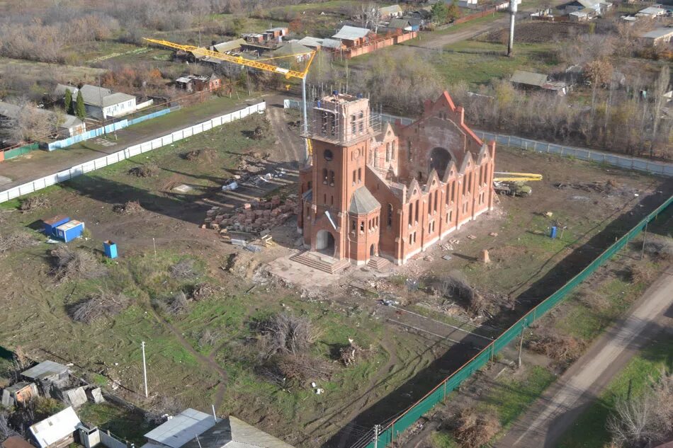 Саратовская область красноармейский район село каменка погода. Зоркино Марксовский район Саратовская область. Зоркино Марксовский район Церковь. Кирха Зоркино Саратовская область. Зоркино Саратовская область немецкая кирха.