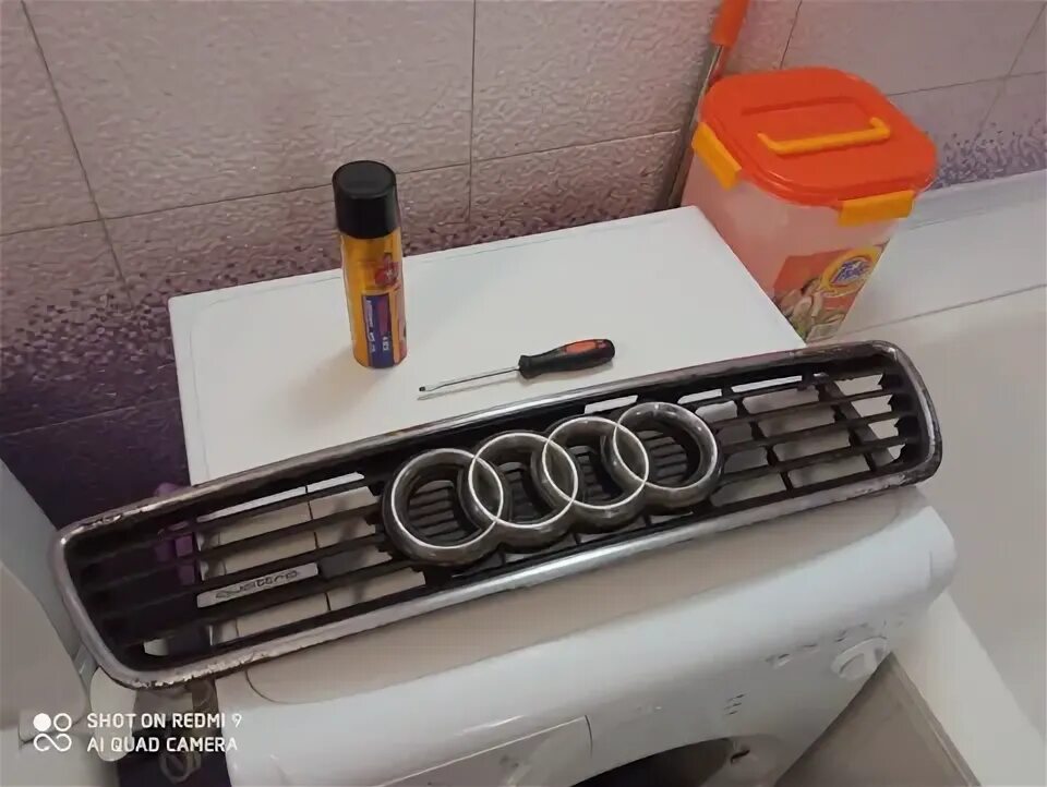 Как снять хром с решетки Kia Sorento красим решетку радиатора YouTube