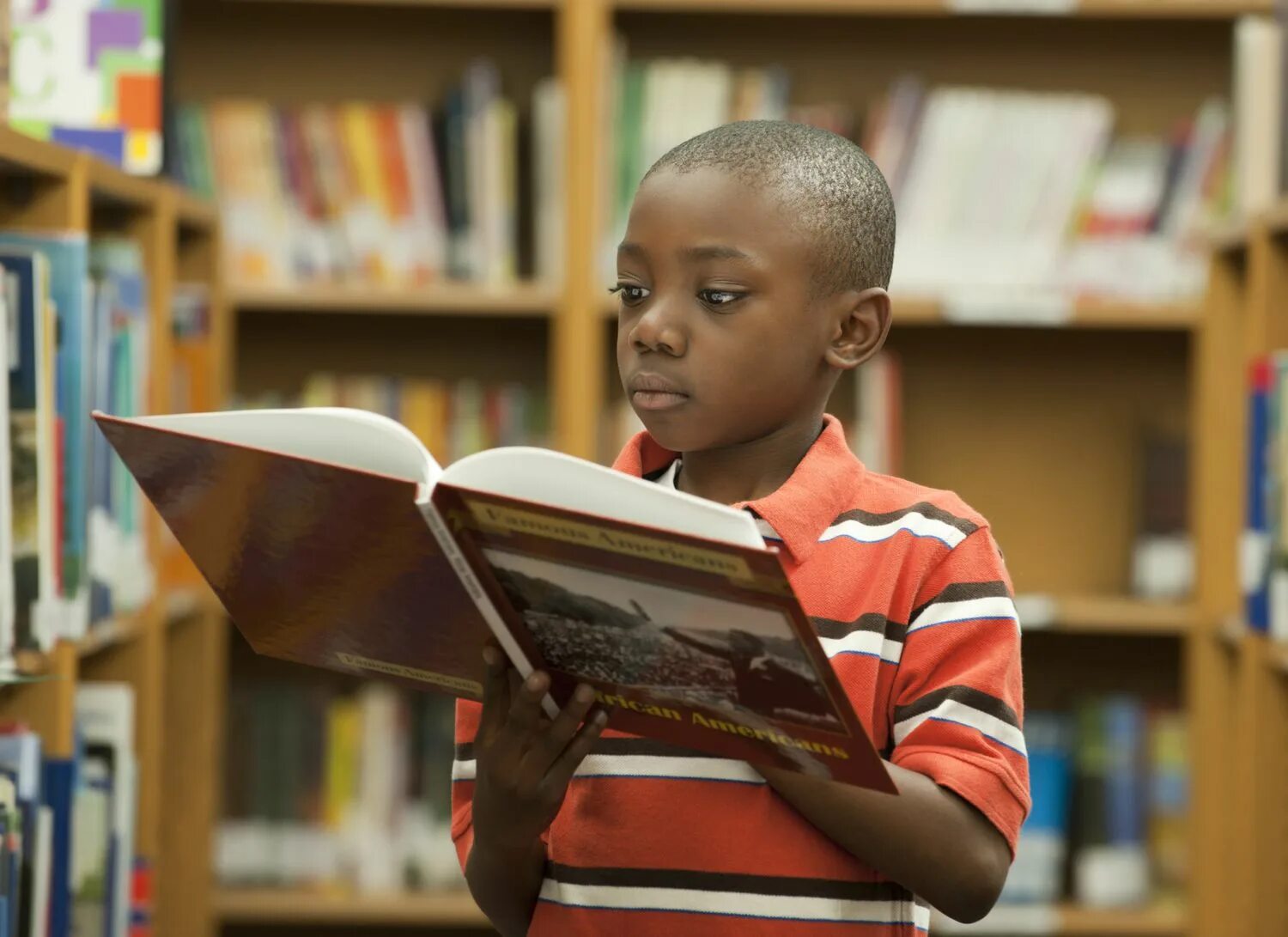 Who reads stories