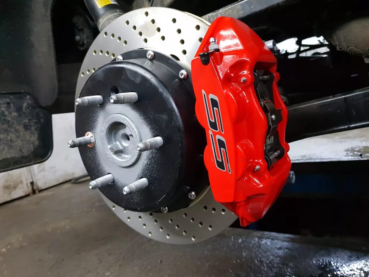 Купить тормозной брембо. Тормозная система Брембо. Tahoe BREMBO. Тормозная BREMBO Chevrolet Cruze. Тормозные суппорта BREMBO на Шевроле Круз.