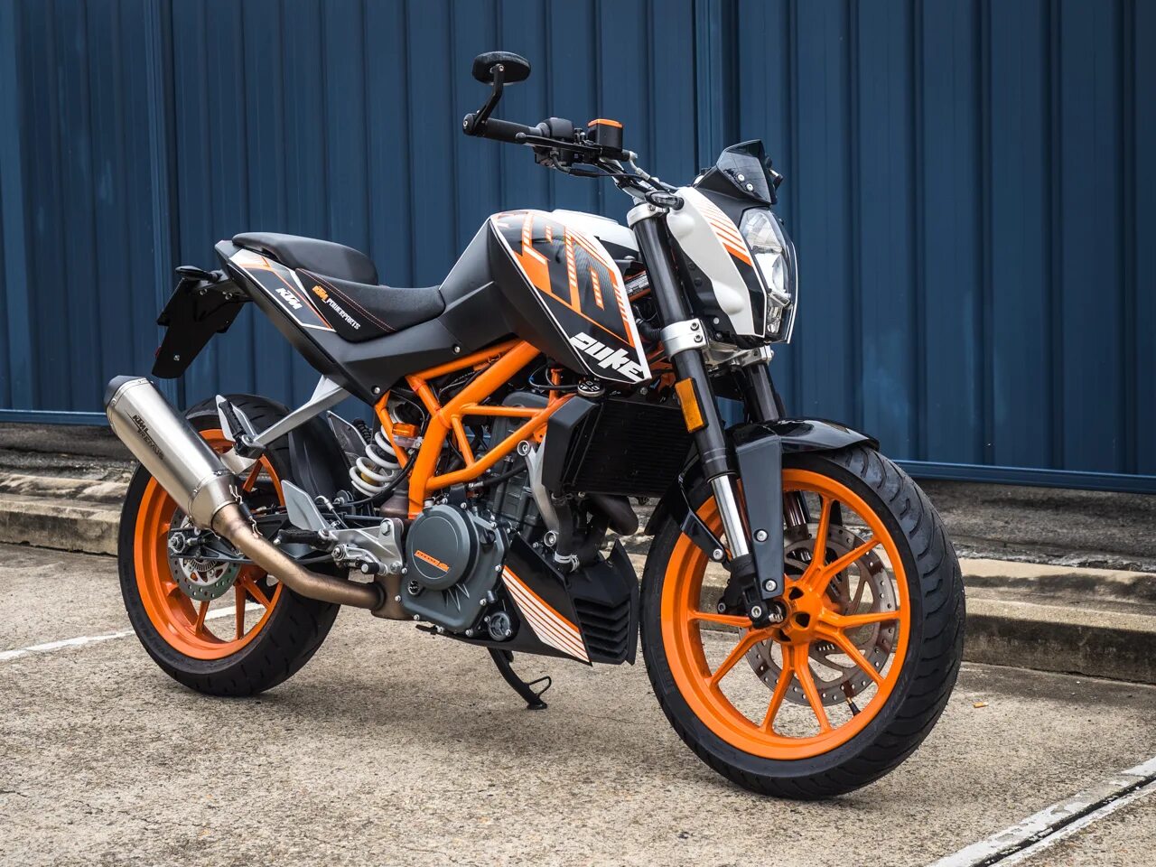 КТМ Дюк 390. Мотоцикл KTM Duke 390. KTM Duke 390 2013. KTM 390 Duke White.