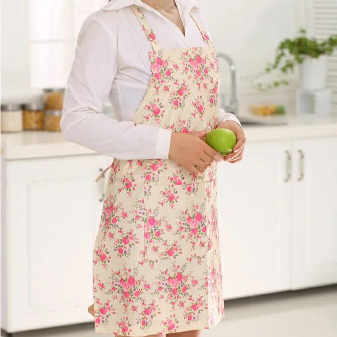 фасоны кухонных фартуков. фартук продавца. передник для парикмахера. передник официанта. передник для кухни.